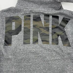 Victoria’s Secret PINK Gray Sherpa-Lined Hoodie w/ Camo Logo – Size Small